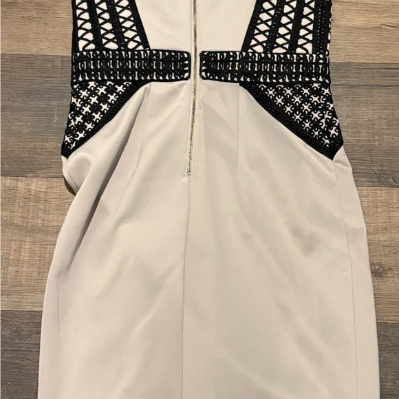 Phase Eight Elegant Black and White Dress size 8 - Picture 2 of 3